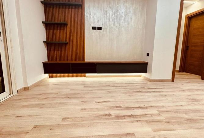 7893233 - Property Image 3