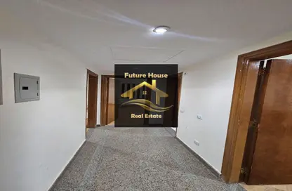 Office Space - Studio - 2 Bathrooms for rent in Al Laselky St. - El Laselky - New Maadi - Hay El Maadi - Cairo