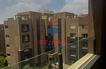 (بنتهاوس  (روف - 3 غرف نوم - 3 حمامات للايجار في ذا فيلدج - المستثمرين الجنوبية - مدينة القاهرة الجديدة - القاهرة