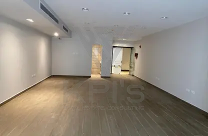 Office Space - Studio - 1 Bathroom for rent in Hyde Park - 5th Settlement Compounds - The 5th Settlement - New Cairo City - Cairo