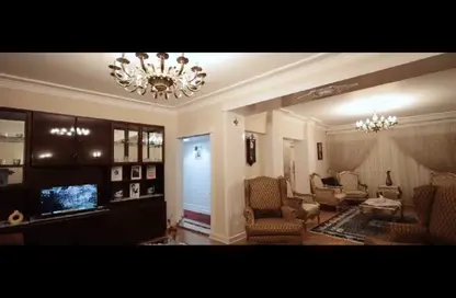 شقة - 3 غرف نوم - 2 حمامات للبيع في الزمالك - القاهرة