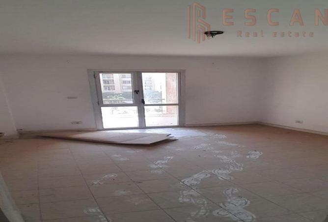 8271241 - Property Image 2