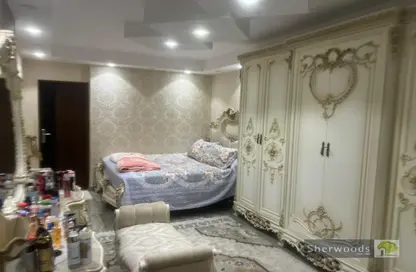Apartment - 3 Bedrooms - 3 Bathrooms for sale in Al Bahr Al Aazam  St. - Giza District - Ganoub El Giza - Giza