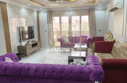 Apartment - 3 Bedrooms - 1 Bathroom for rent in Ahmed Al Zayat St. - Dokki - Giza