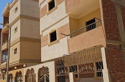 بناية كاملة - 3 غرف نوم - 3 حمامات للبيع في مدينة بدر - القاهرة