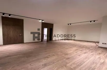Apartment - 3 Bedrooms - 2 Bathrooms for sale in Moon Residences - Fifth Square - The 5th Settlement - New Cairo City - Cairo