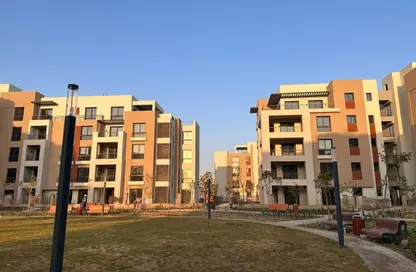 Apartment - 3 Bedrooms - 3 Bathrooms for sale in District 5 - 5th Settlement Compounds - The 5th Settlement - New Cairo City - Cairo
