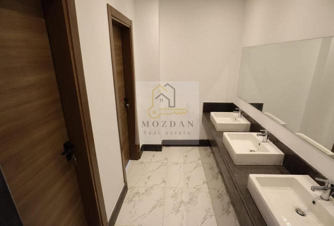 8446009 - Property Image 3