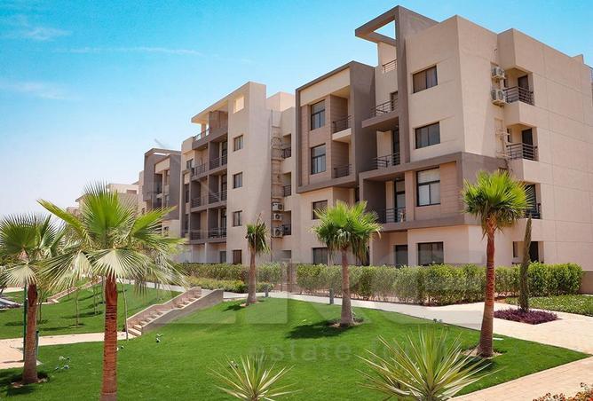 Apartment - 2 Bedrooms - 3 Bathrooms for sale in Moon Residences - Fifth Square - The 5th Settlement - New Cairo City - Cairo