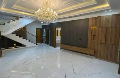 فيلا - 4 غرف نوم - 4 حمامات للبيع في بيراميدز هيلز - طريق مصر اسكندرية الصحراوي - مدينة 6 أكتوبر - الجيزة