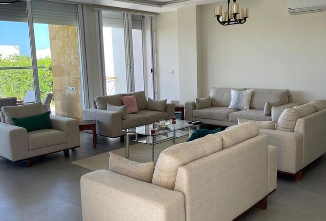 8158789 - Property Image 3