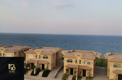 منزل مزدوج - 4 غرف نوم - 2 حمامات للبيع في تلال السخنة - العين السخنة - السويس