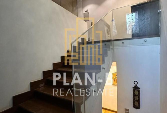 8015340 - Property Image 2