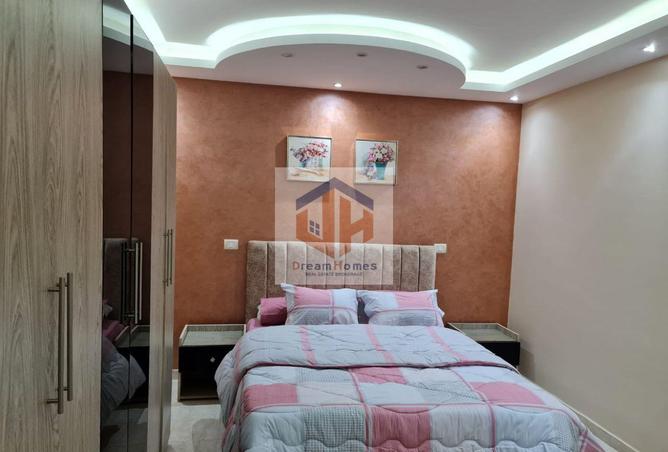 8081215 - Property Image 2
