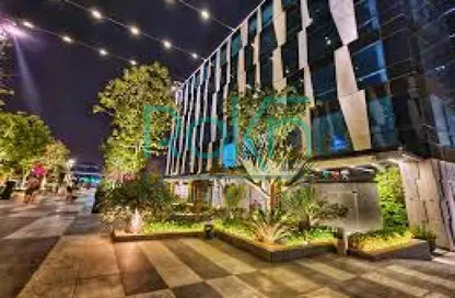 مساحات مكتبية - استوديو - 1 حمام للبيع في بارك ستريت - محور 26 يوليو - الشيخ زايد - الجيزة