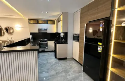 Apartment - 2 Bedrooms - 2 Bathrooms for sale in Amorada New Cairo - 5th Settlement Compounds - The 5th Settlement - New Cairo City - Cairo