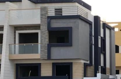 Villa - 4 Bedrooms - 5 Bathrooms for sale in Palm Villa - Al Wahat Road - 6 October City - Giza