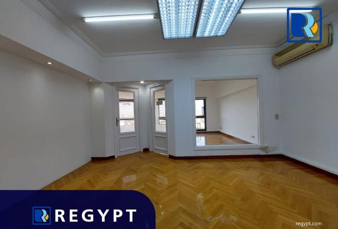 8240053 - Property Image 2