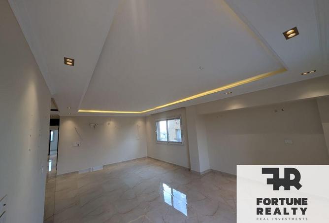 8385841 - Property Image 3