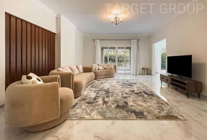 8112288 - Property Image 2