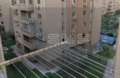 Apartment - 2 Bedrooms - 1 Bathroom for sale in Al Ashrafiya - North Investors Area - New Cairo City - Cairo