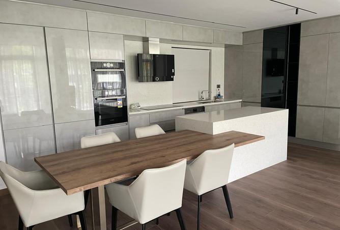 8104746 - Property Main Image