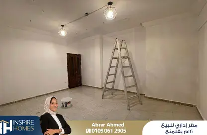 Office Space - Studio - 1 Bathroom for sale in Ahmed Basha Turk St. - Fleming - Hay Sharq - Alexandria