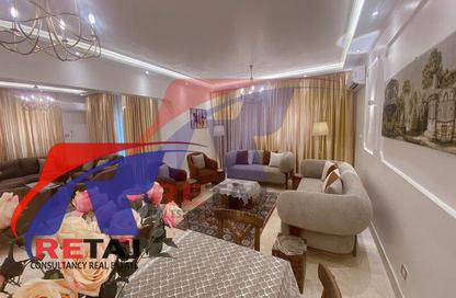 Apartment - 3 Bedrooms - 2 Bathrooms for rent in Ahmed Fakhry St. - 6th Zone - Nasr City - Cairo