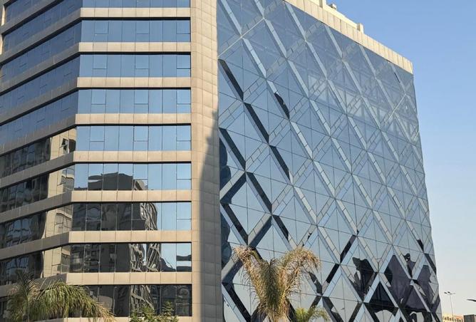 8195907 - Property Image 3