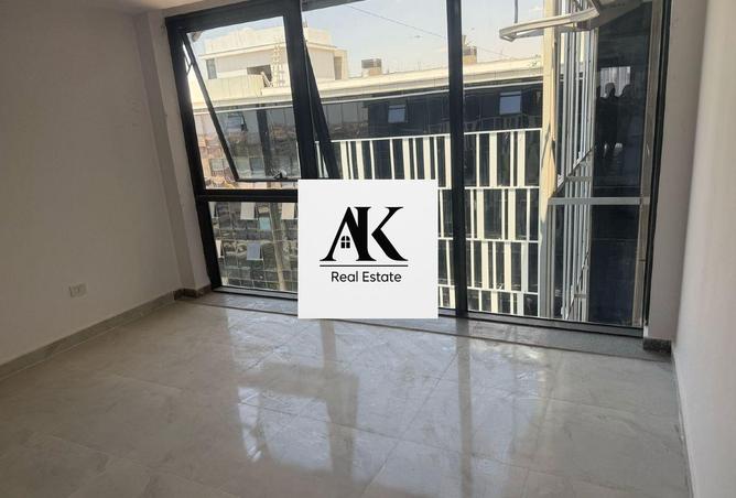 8176935 - صورة العقار 3