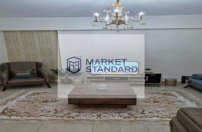 Apartment - 3 Bedrooms - 2 Bathrooms for sale in Shooting Club Street - Dokki - Giza