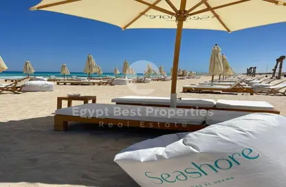 Chalet - 3 Bedrooms - 3 Bathrooms for sale in Seashore - Ras Al Hekma - North Coast