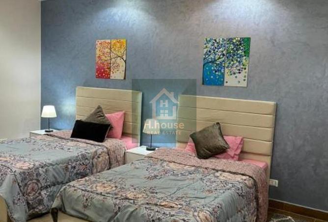 8211418 - Property Image 3