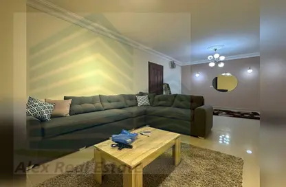 Apartment - 4 Bedrooms - 2 Bathrooms for rent in Ismail Al Fangary St. - Camp Chezar - Hay Wasat - Alexandria