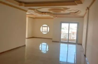 Apartment - 3 Bedrooms - 3 Bathrooms for rent in 8th Area - Shorouk City - Cairo