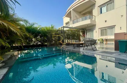 Villa - 6 Bedrooms - 7 Bathrooms for sale in Central Park - Ext North Inves Area - New Cairo City - Cairo