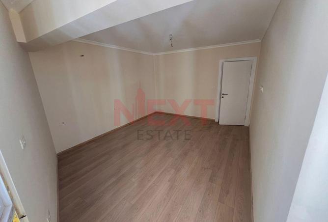 8050072 - Property Image 3
