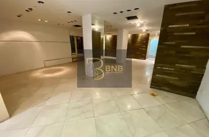 معرض - استوديو - 2 حمامات للايجار في شارع الثوره - الماظة - مصر الجديدة - القاهرة