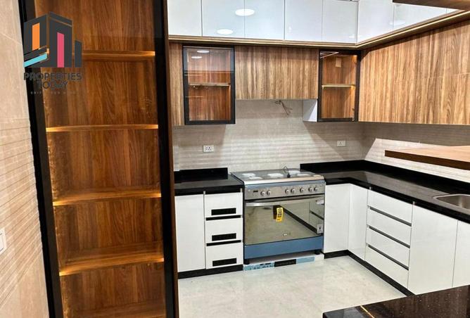 8433587 - Property Image 2