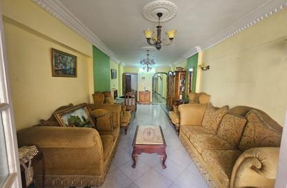 شقة - 3 غرف نوم - 1 حمام للايجار في المندرة - حي ثان المنتزة - الاسكندرية