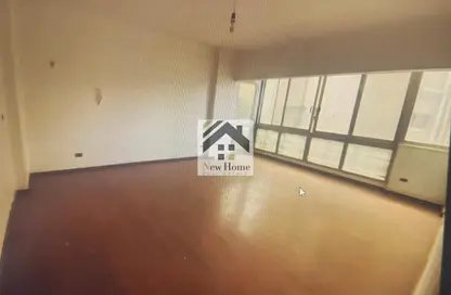 Apartment - 2 Bedrooms - 2 Bathrooms for sale in New Maadi - Hay El Maadi - Cairo