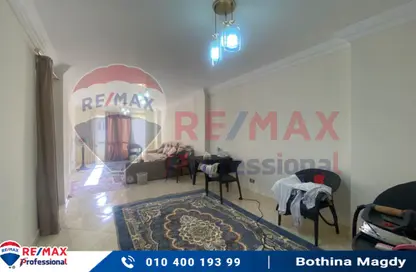 شقة - 4 غرف نوم - 2 حمامات للبيع في شارع جراند فيل سموحة - سموحة - حي شرق - الاسكندرية