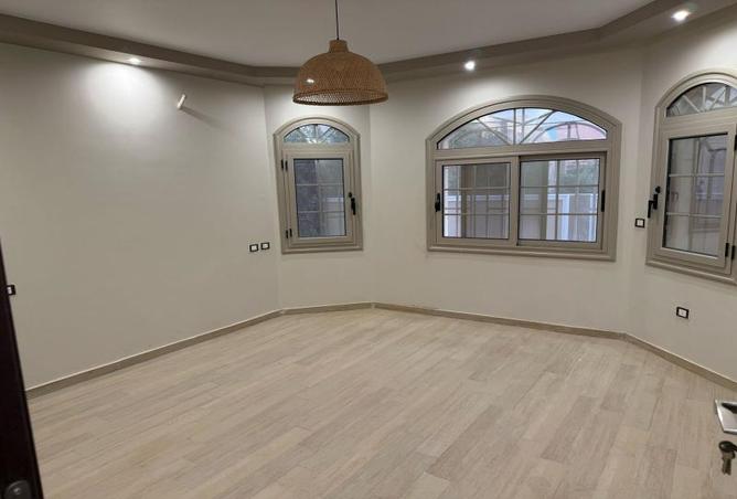 8268601 - Property Image 3