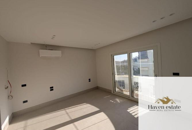 8384499 - Property Image 2