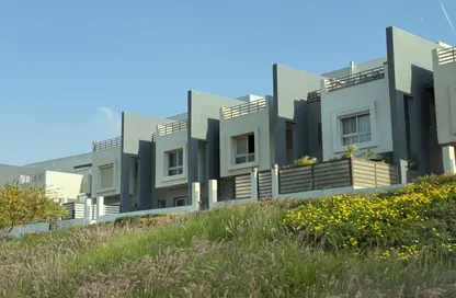 Townhouse - 5 Bedrooms - 4 Bathrooms for sale in Hyde Park - 5th Settlement Compounds - The 5th Settlement - New Cairo City - Cairo