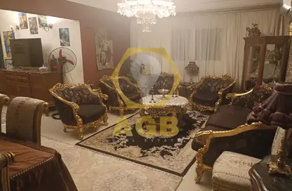 شقة - 3 غرف نوم - 1 حمام للبيع في شارع عبد الحميد بدوي - ميدان الحجاز - النزهة - القاهرة