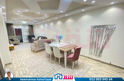 شقة - 3 غرف نوم - 2 حمامات للبيع في شارع اديب - السيوف - حي شرق - الاسكندرية
