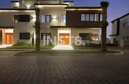 Townhouse - 4 Bedrooms - 4 Bathrooms for sale in Azzar 2 - 5th Settlement Compounds - The 5th Settlement - New Cairo City - Cairo