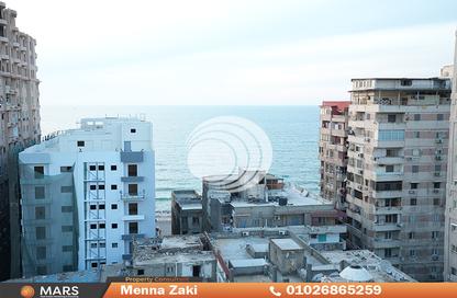 Apartment - 3 Bedrooms - 2 Bathrooms for sale in Camp Chezar - Hay Wasat - Alexandria