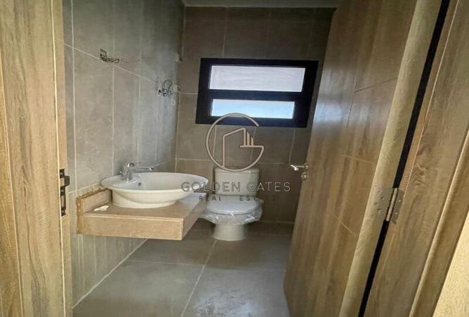 8562188 - Property Image 3